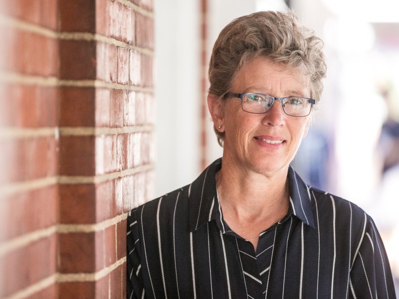 Linda Widdop Headshot